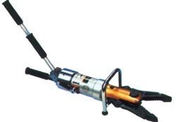 江蘇水星消防裝備主營消防器材、破拆工具、救生設備、洗消產品、偵檢儀器、堵漏工具、輸轉設備、警戒器材、通訊設備、個人防護、照明排煙、其他裝備